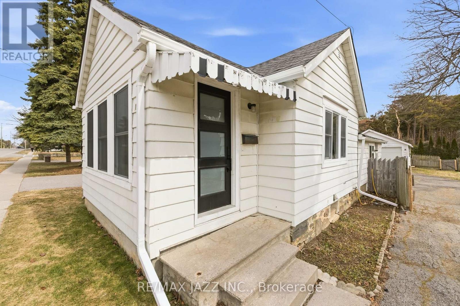 193 Victoria Street N, Port Hope, Ontario  L1A 3N2 - Photo 5 - X12939850