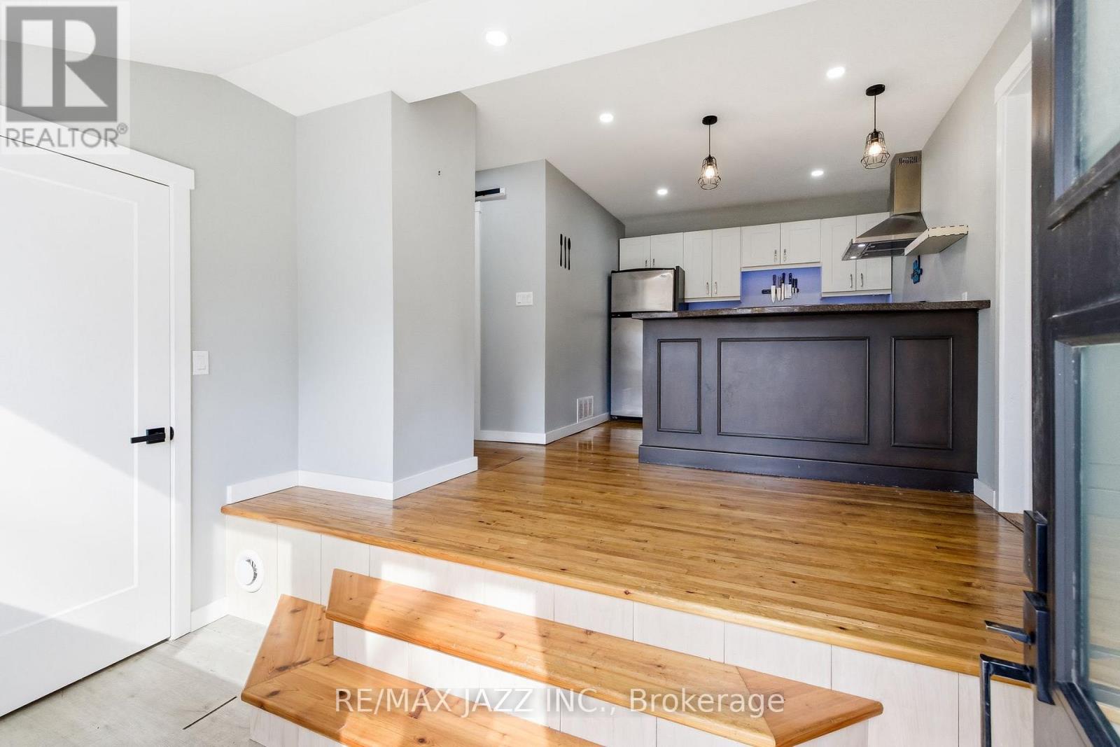 193 Victoria Street N, Port Hope, Ontario  L1A 3N2 - Photo 6 - X12939850