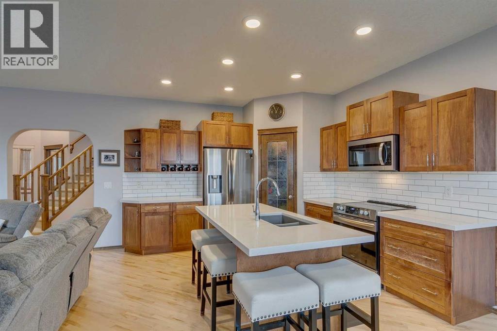 100 Royal Oak Terrace NW, Calgary, Alberta  T3G 6A8 - Photo 4 - A2292208