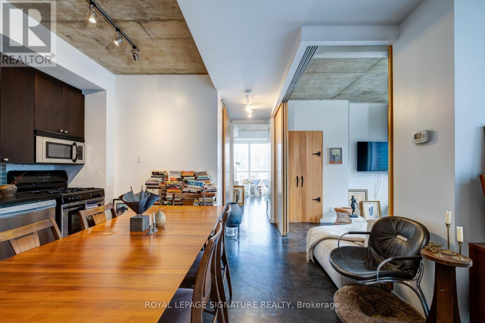 510 - 1 Shaw Street, Toronto, Ontario  M6K 0A1 - Photo 11 - C12939800