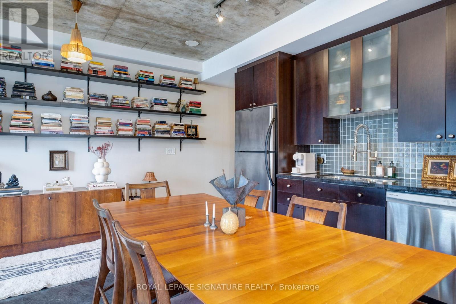 510 - 1 Shaw Street, Toronto, Ontario  M6K 0A1 - Photo 4 - C12939800