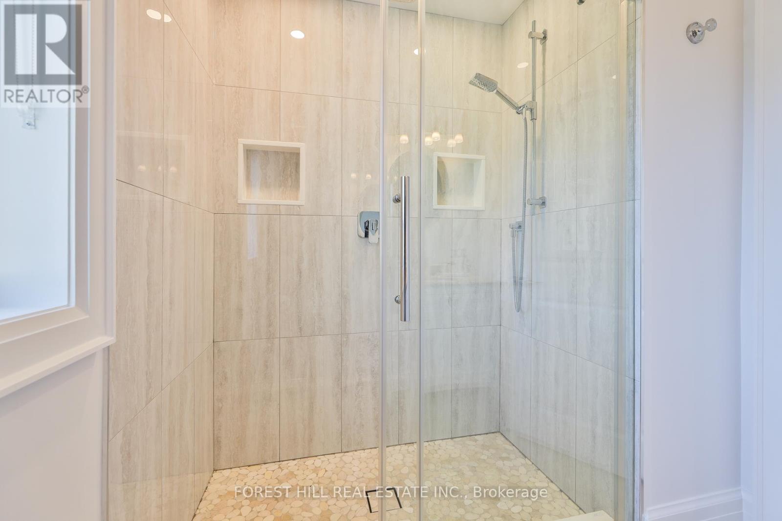 163 Wychwood Avenue, Toronto, Ontario  M6C 2T4 - Photo 15 - C12939826