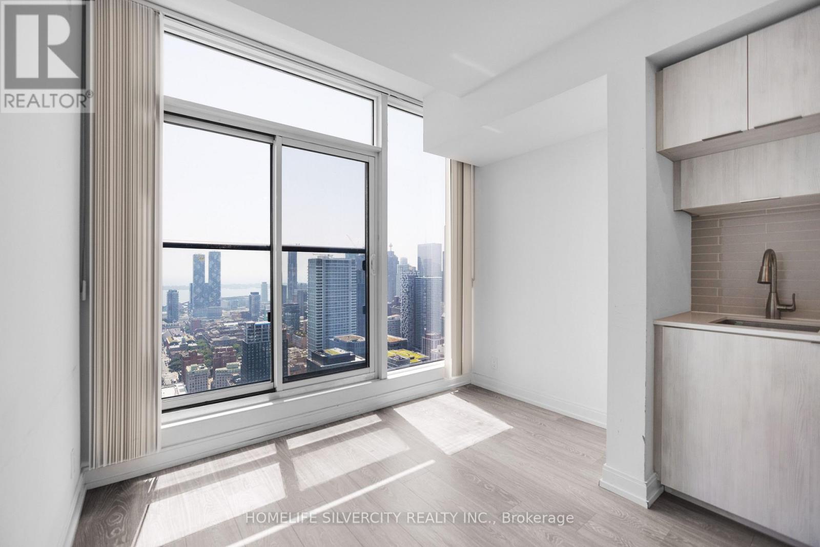 Ph8 - 181 Dundas Street E, Toronto, Ontario  M5A 1Z4 - Photo 16 - C12939830