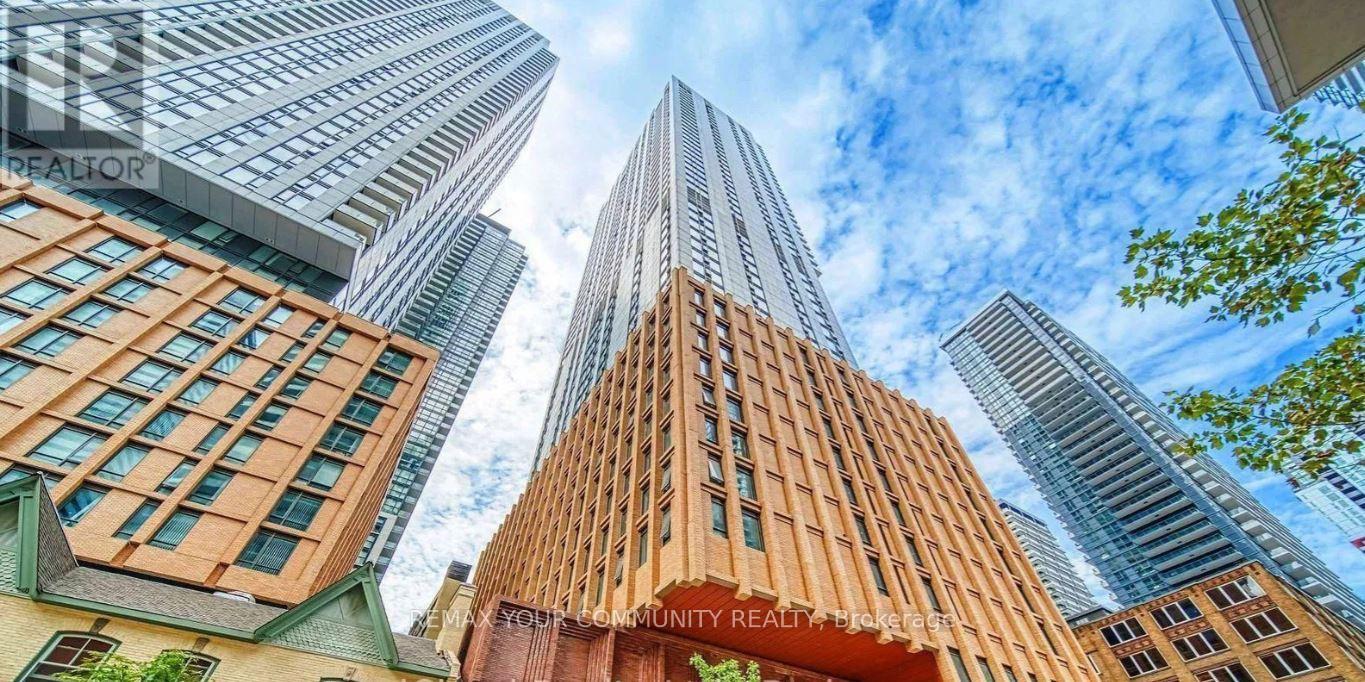 4727 - 28 WIDMER STREET, Toronto, Ontario