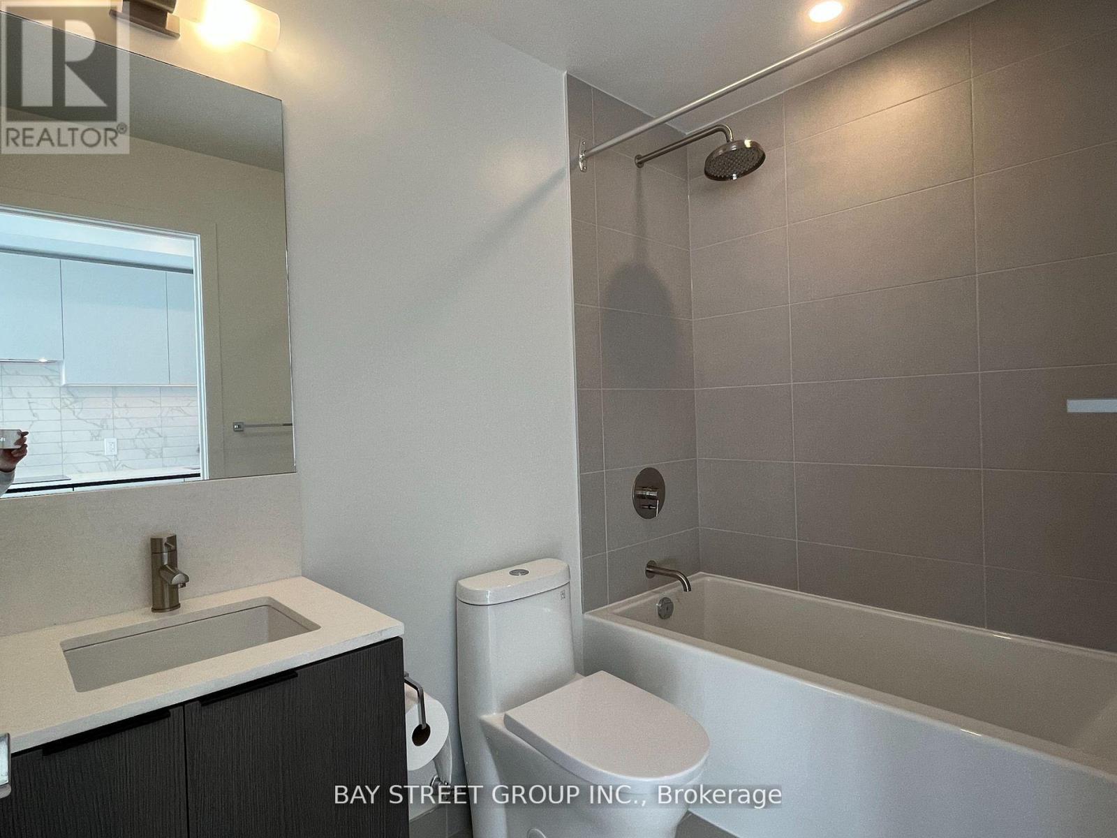 2515 - 55 Mercer Street, Toronto, Ontario  M5V 0W4 - Photo 16 - C12939852