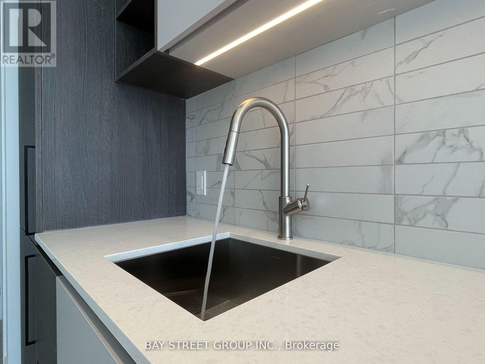 2515 - 55 Mercer Street, Toronto, Ontario  M5V 0W4 - Photo 5 - C12939852