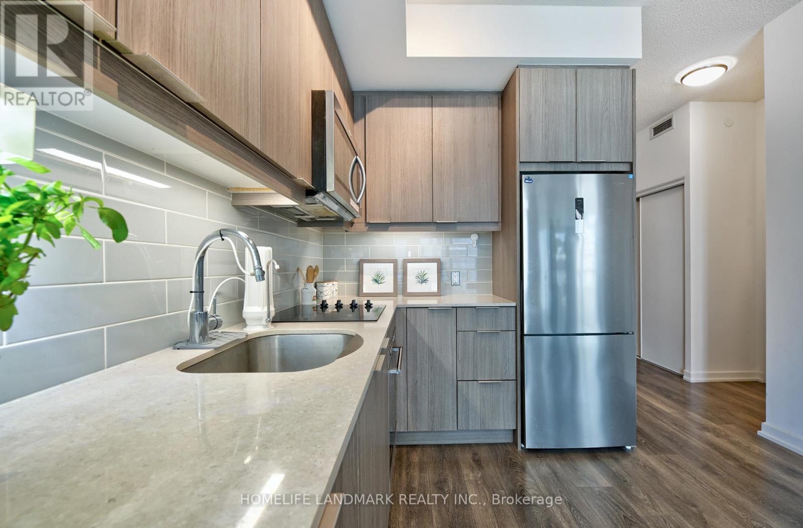 1103 - 32 Forest Manor Road, Toronto, Ontario  M2J 0H2 - Photo 7 - C12939854