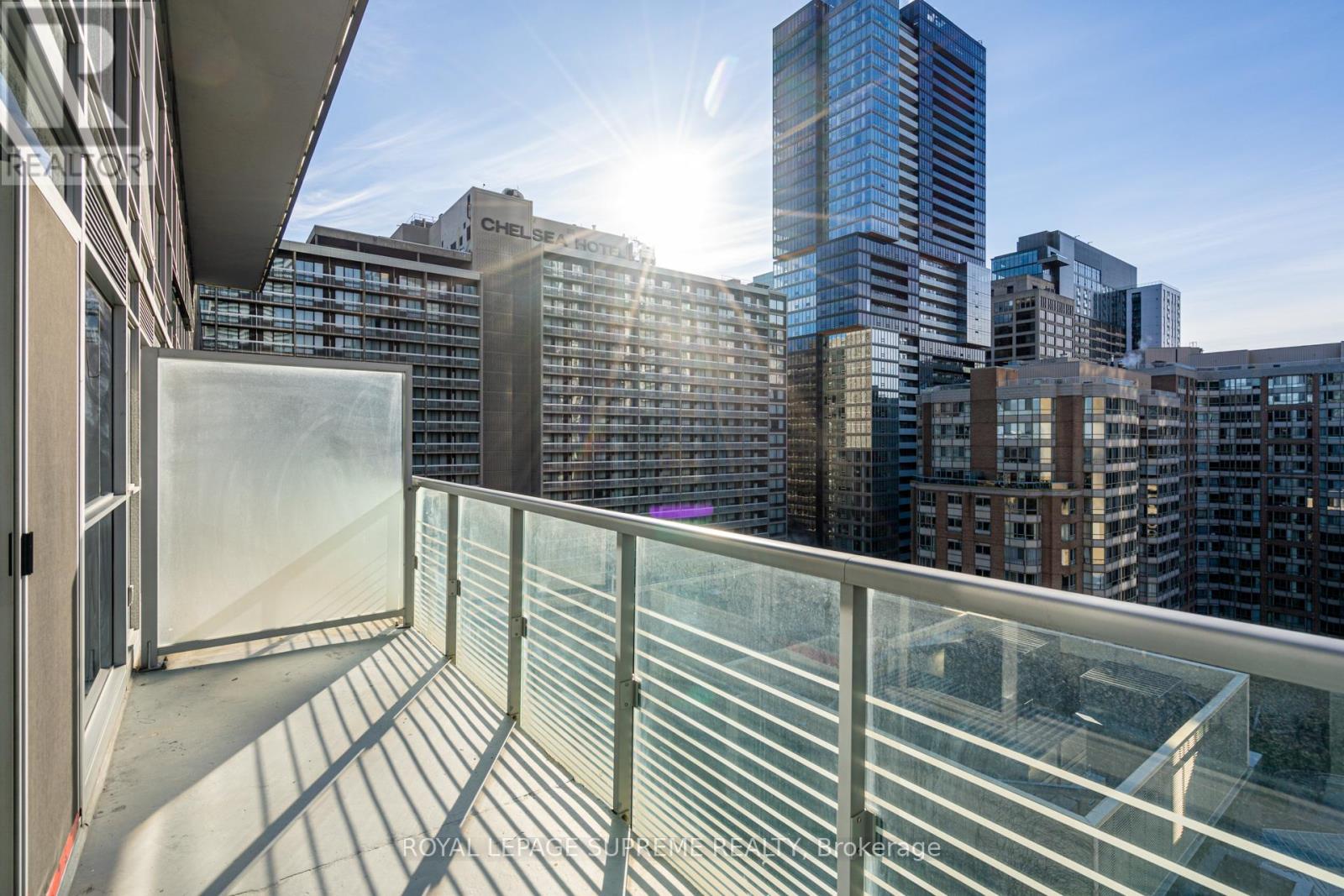 1122 - 386 Yonge Street, Toronto, Ontario  M5B 0A5 - Photo 21 - C12939892