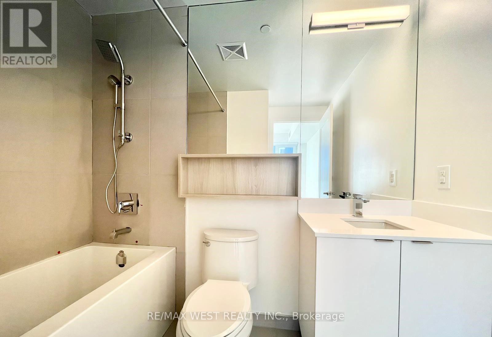 765 W - 135 Lower Sherbourne Street, Toronto, Ontario  M5A 1Y4 - Photo 8 - C12939900