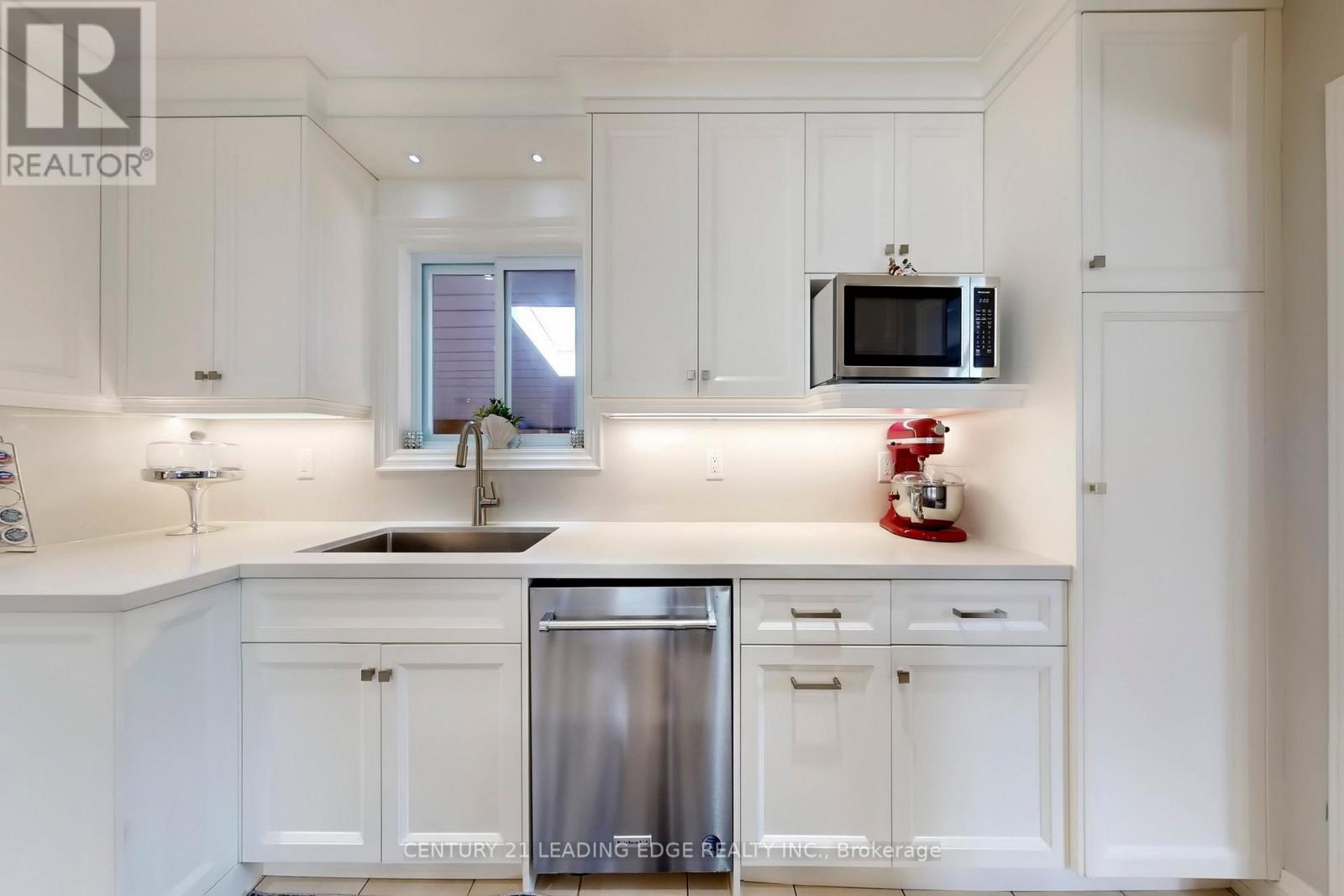 27 Archwood Crescent, Toronto, Ontario  M1R 3M1 - Photo 12 - E12939848