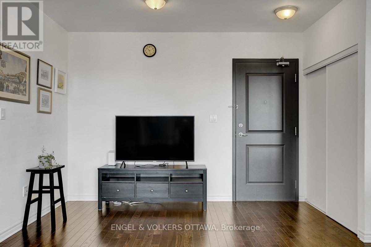 428 - 429 Kent Street, Ottawa, Ontario  K2P 1B5 - Photo 5 - X12939836