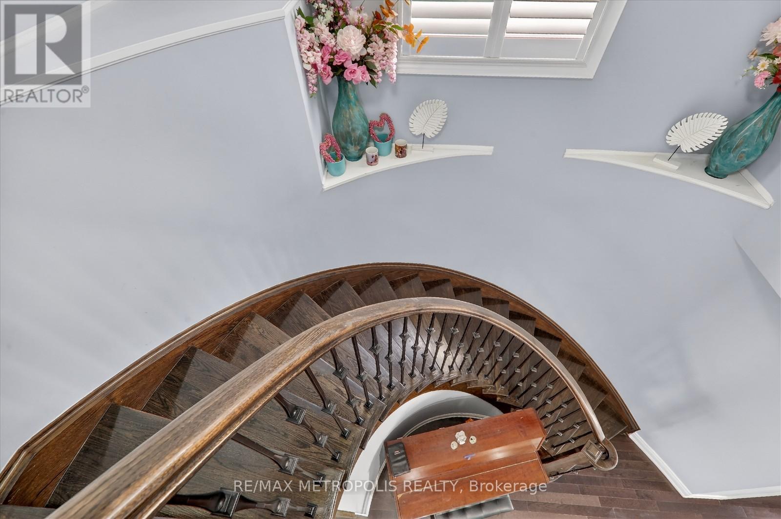 105 Stockell Crescent, Ajax, Ontario L1T 0M4 - Photo 12 - E12930166