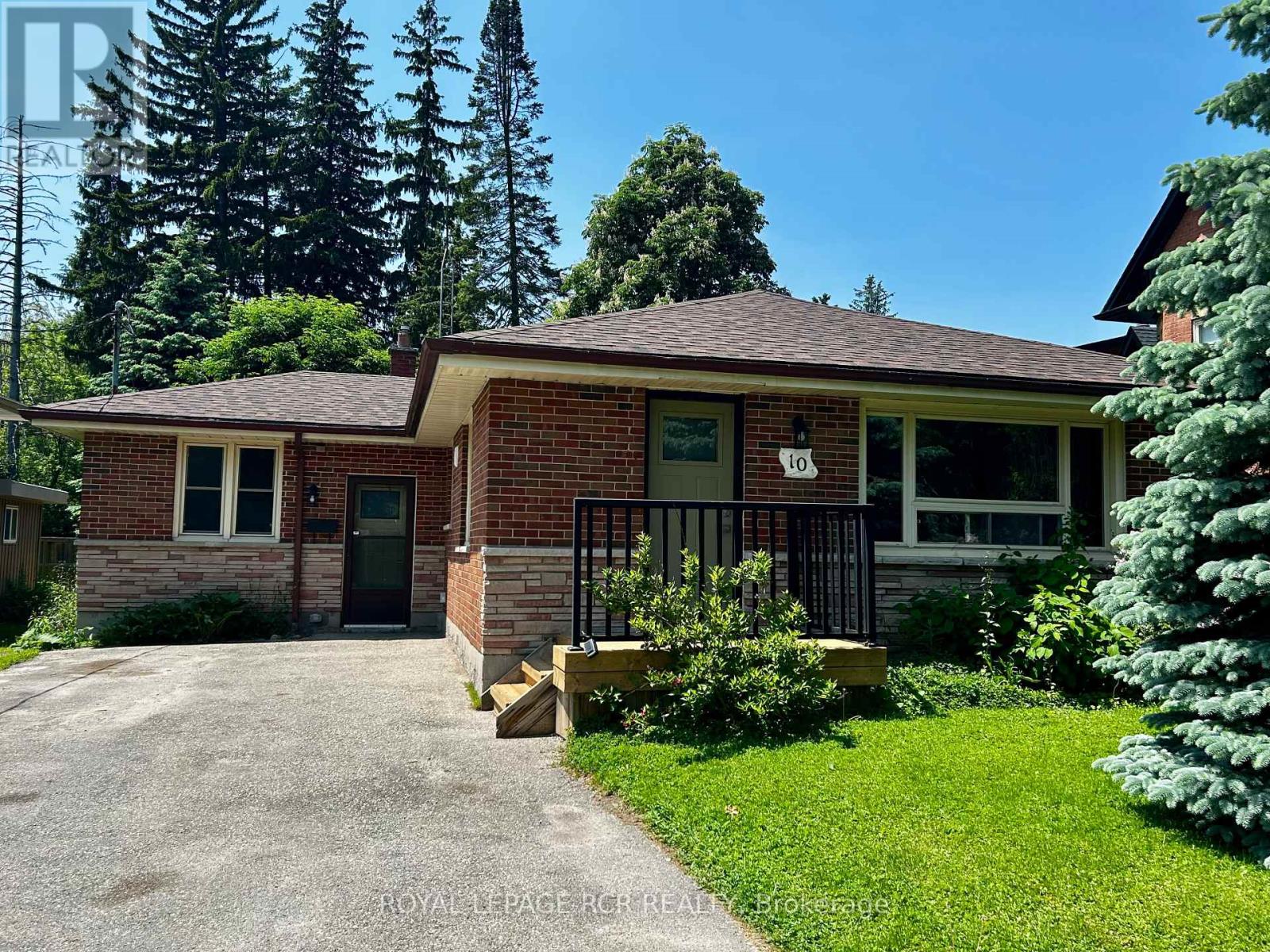 10 FAULKNER STREET, Orangeville, Ontario