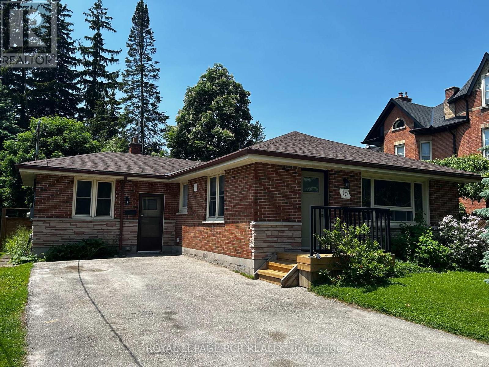 10 Faulkner Street, Orangeville, Ontario  L9W 2G3 - Photo 3 - W12661298