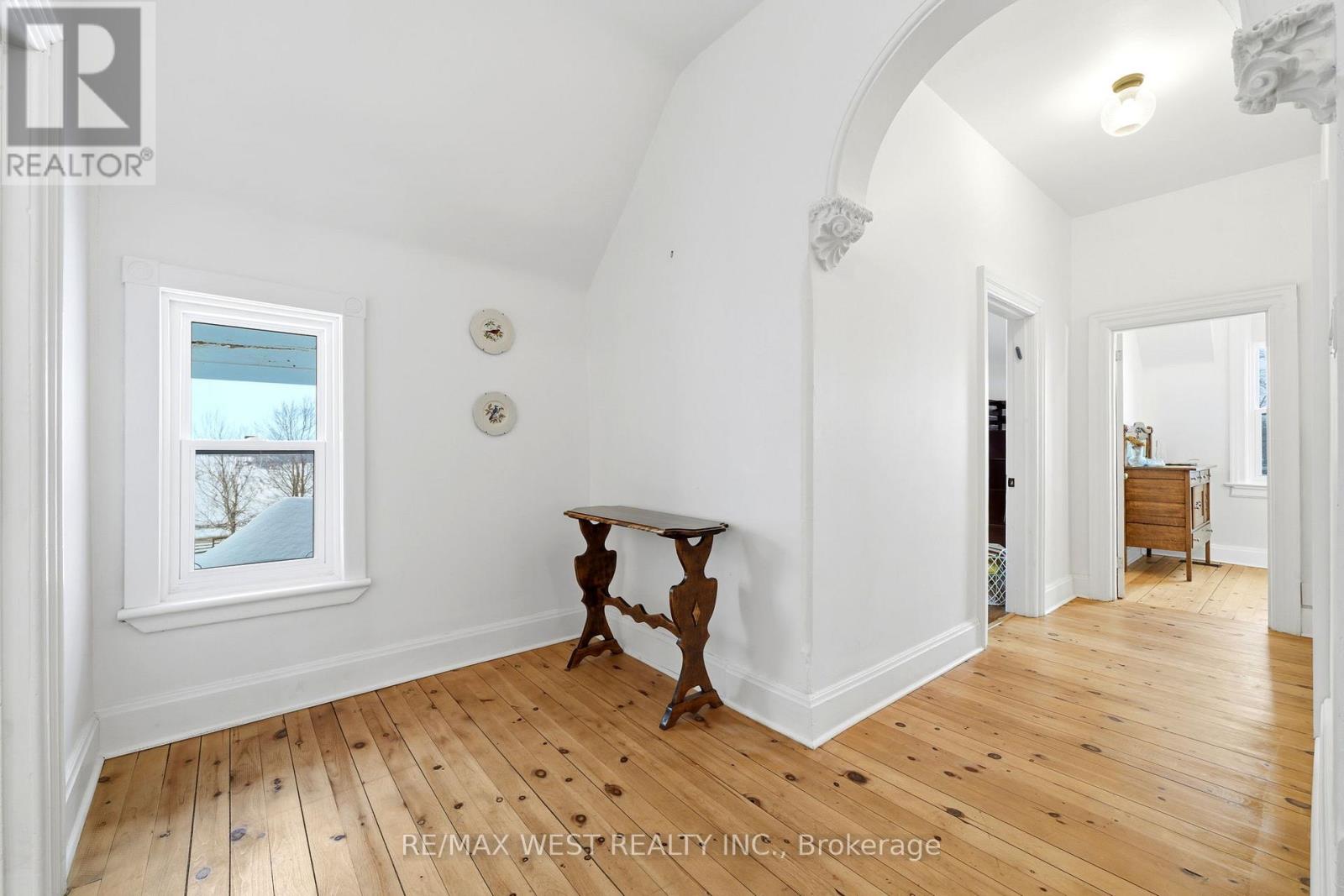 5994 Concession Rd 2, Adjala-Tosorontio, Ontario  L0M 1J0 - Photo 10 - N12939818