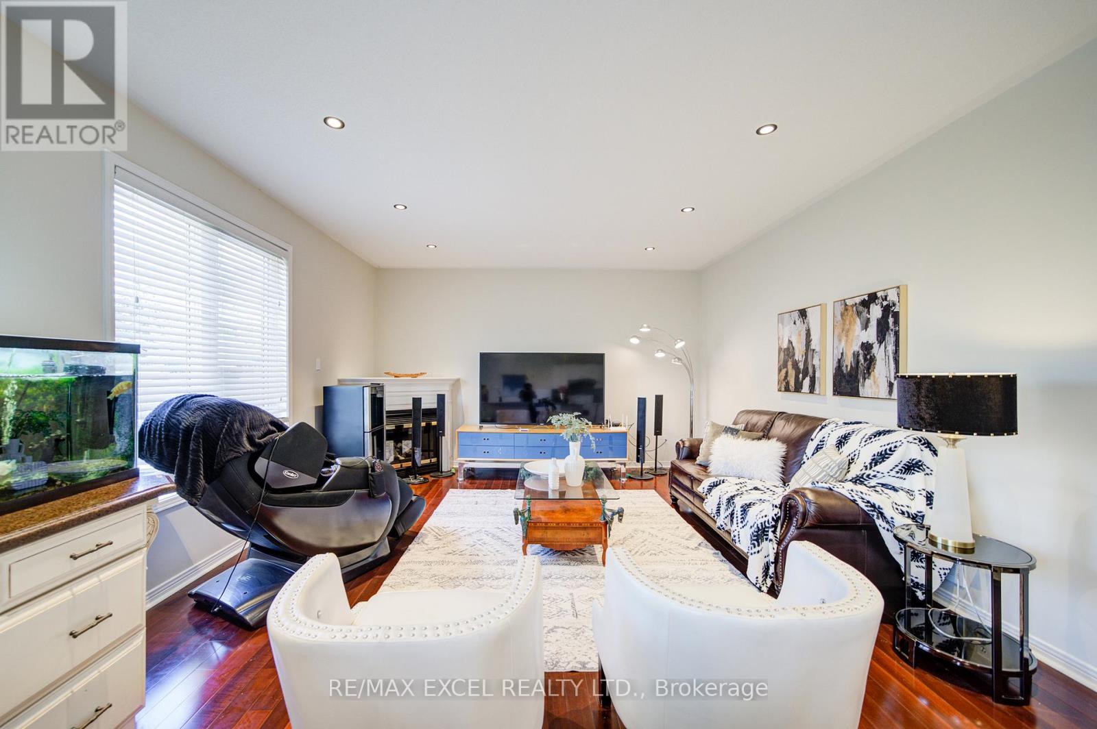 8 Hollylane Drive, Markham, Ontario  L6C 2K1 - Photo 20 - N12939880