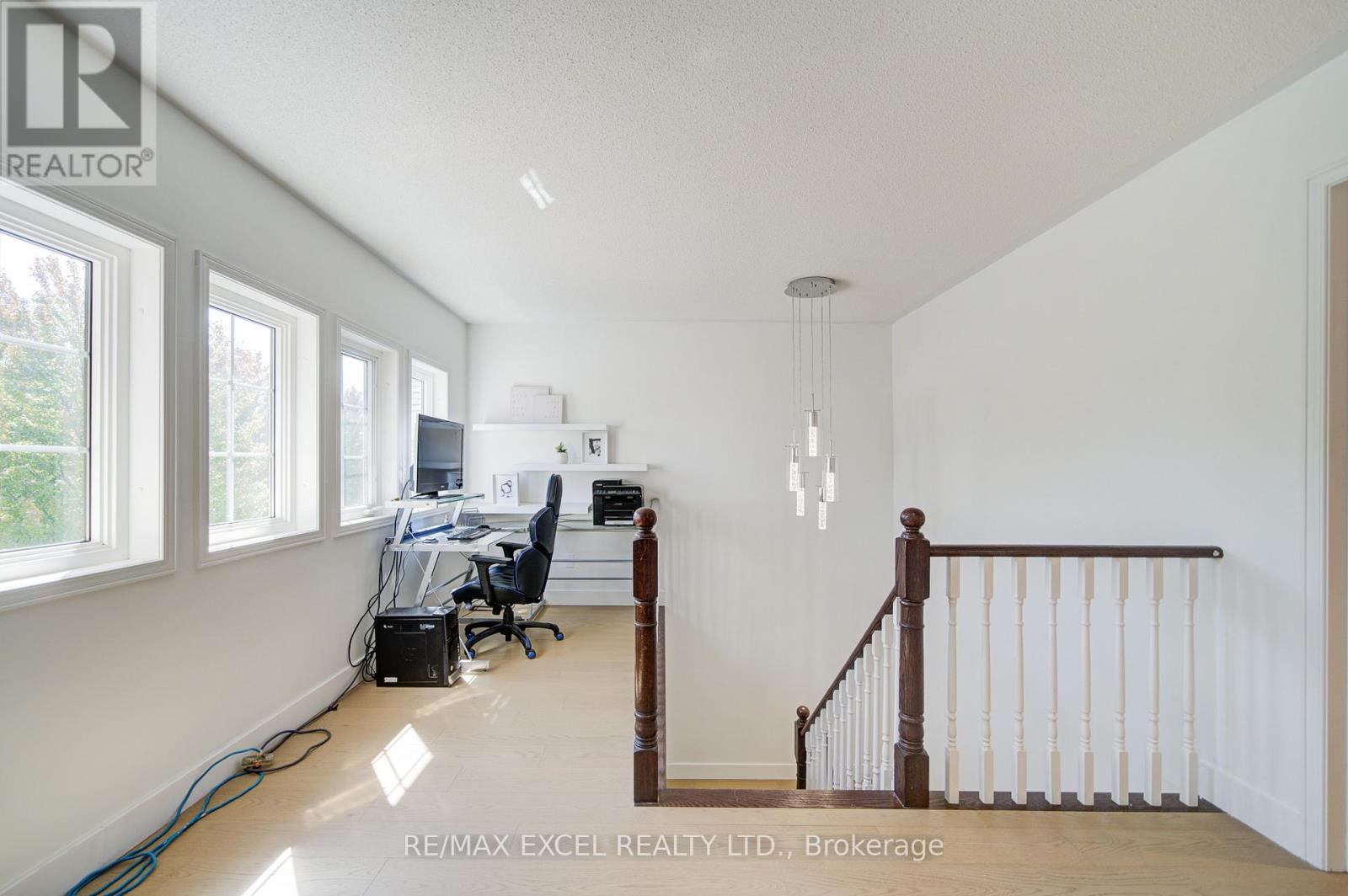8 Hollylane Drive, Markham, Ontario  L6C 2K1 - Photo 28 - N12939880