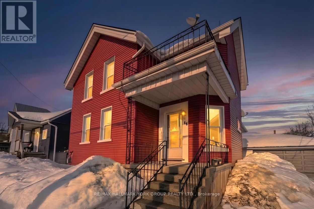 UPPER - 16 ALBERT STREET N, orillia, Ontario