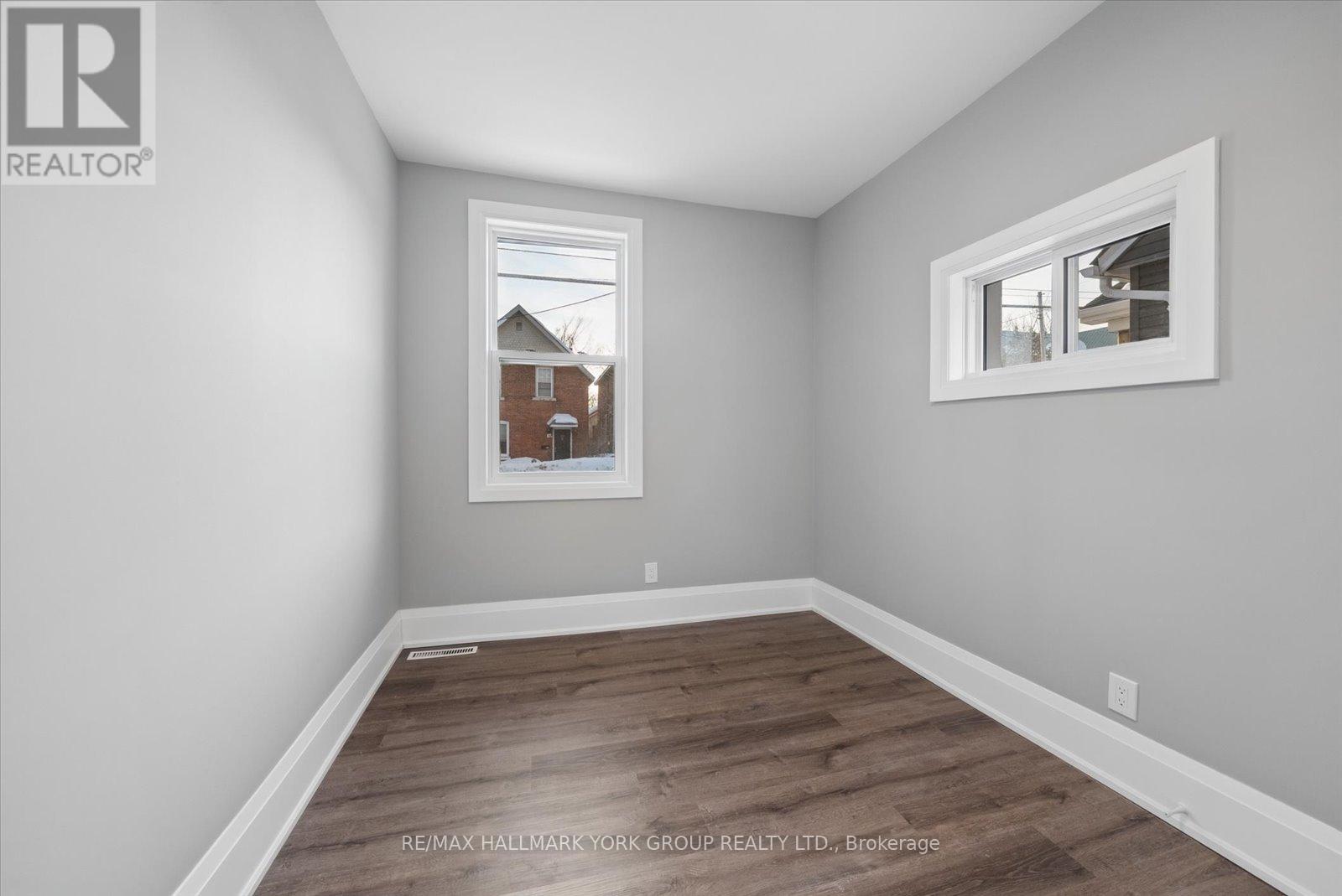 Main - 16 Albert Street N, Orillia, Ontario  L3V 5K1 - Photo 12 - S12939908