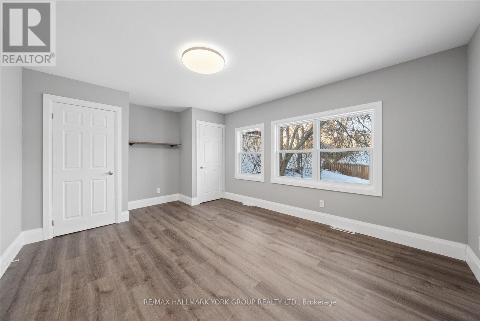 Main - 16 Albert Street N, Orillia, Ontario  L3V 5K1 - Photo 15 - S12939908