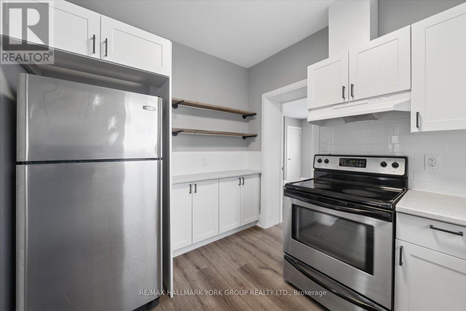 Main - 16 Albert Street N, Orillia, Ontario  L3V 5K1 - Photo 5 - S12939908