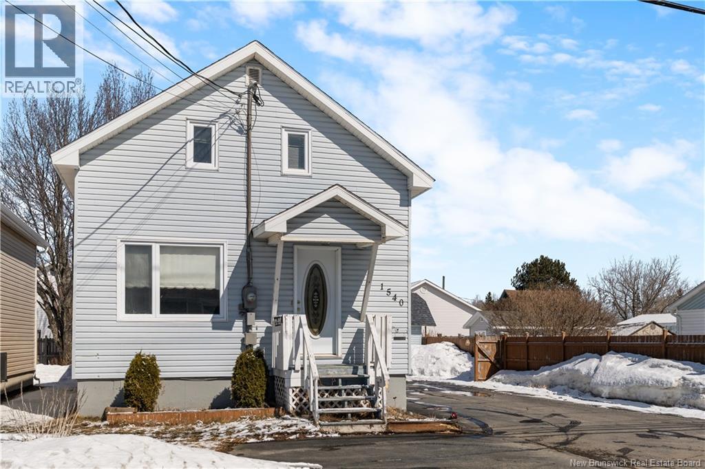 1540 Sunset Drive, Bathurst, New Brunswick  E2A 3P3 - Photo 2 - NB136107