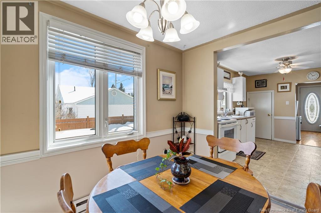 1540 Sunset Drive, Bathurst, New Brunswick  E2A 3P3 - Photo 23 - NB136107
