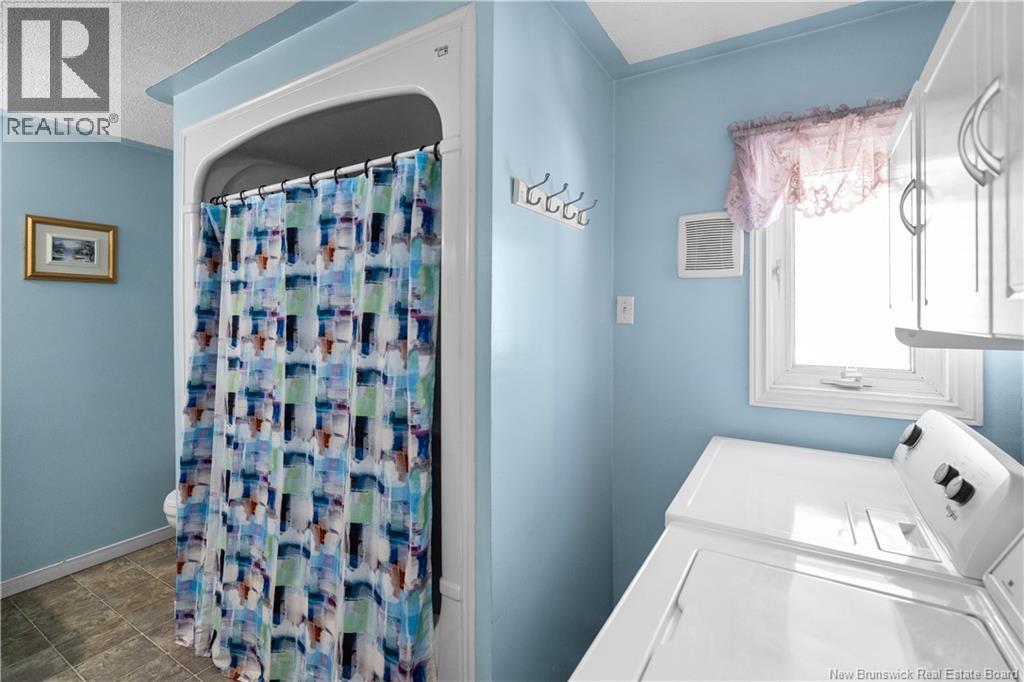 1540 Sunset Drive, Bathurst, New Brunswick  E2A 3P3 - Photo 27 - NB136107