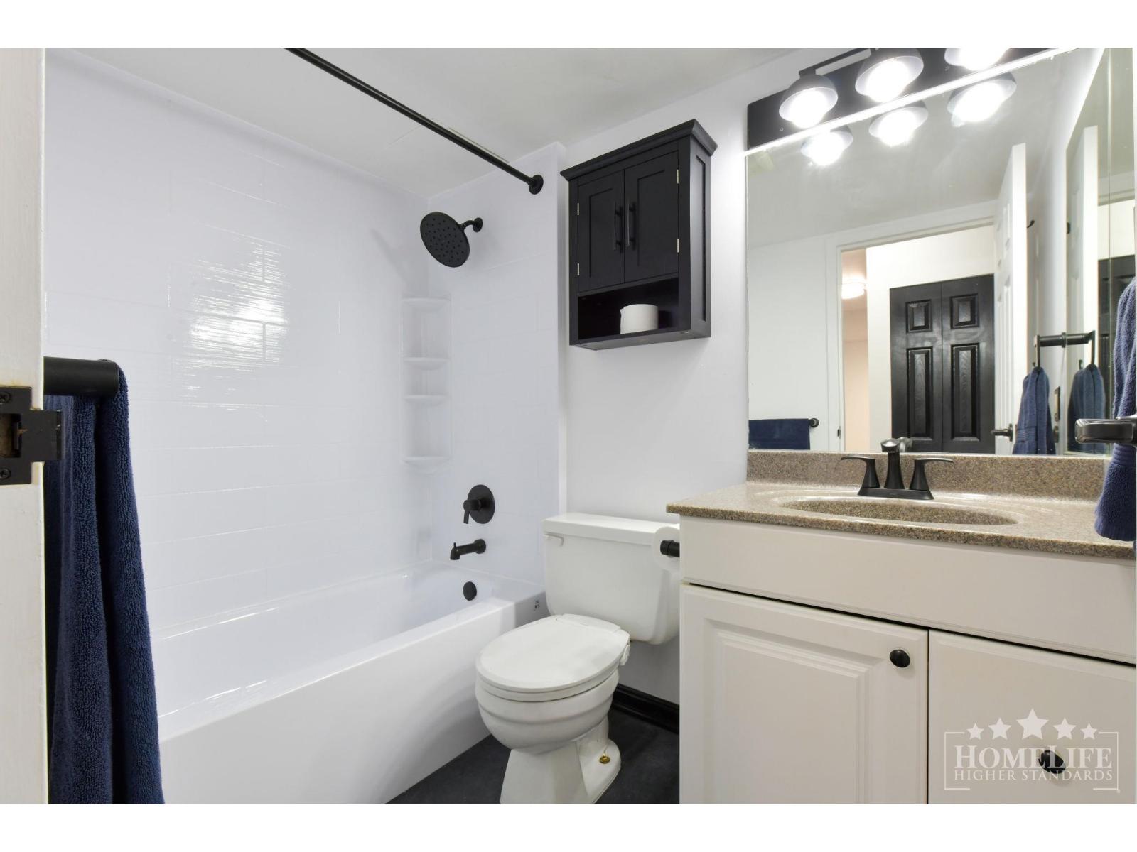 107 1860 East Southmere Crescent, Surrey, British Columbia  V4A 6Y7 - Photo 15 - R3092193