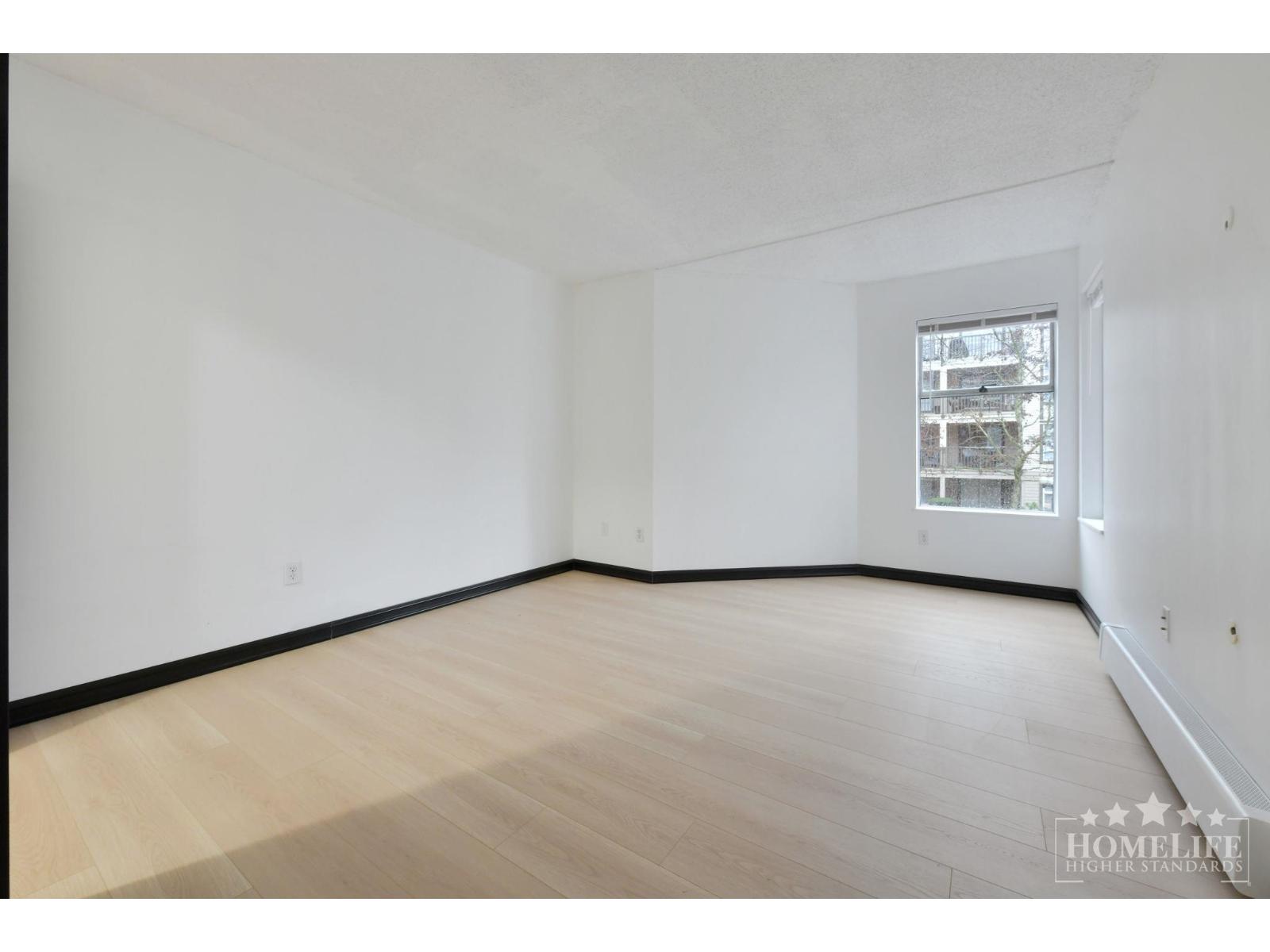 107 1860 East Southmere Crescent, Surrey, British Columbia  V4A 6Y7 - Photo 11 - R3092193