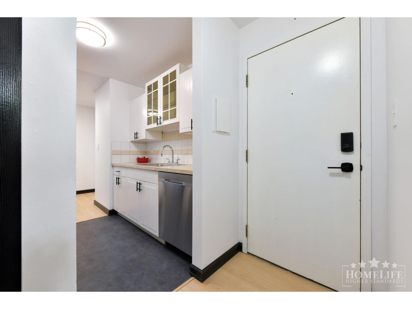 107 1860 East Southmere Crescent, Surrey, British Columbia  V4A 6Y7 - Photo 3 - R3092193