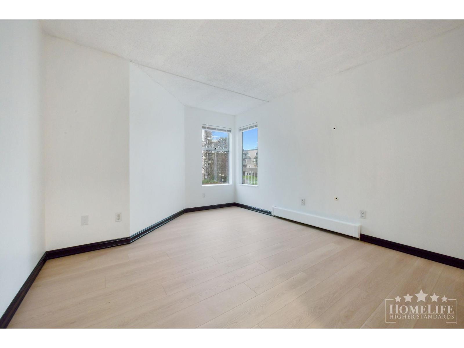 107 1860 East Southmere Crescent, Surrey, British Columbia  V4A 6Y7 - Photo 14 - R3092193