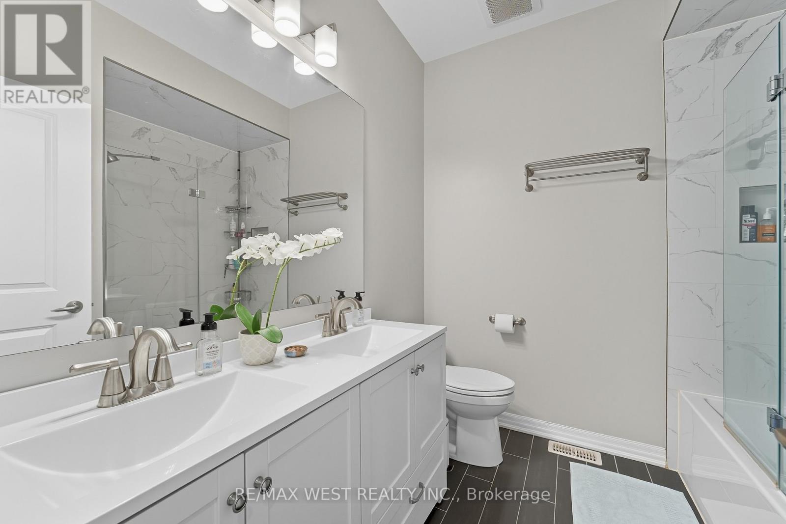 703 - 1011 Deta Road, Mississauga, Ontario  L5E 0A2 - Photo 18 - W12939804