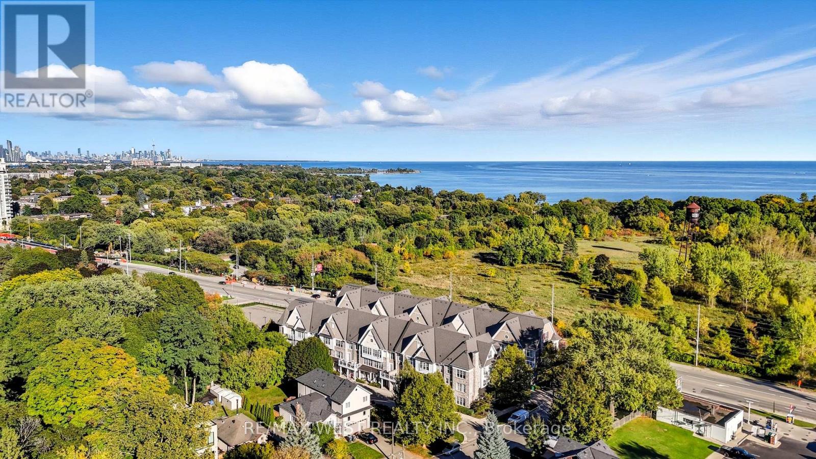 703 - 1011 Deta Road, Mississauga, Ontario  L5E 0A2 - Photo 2 - W12939804