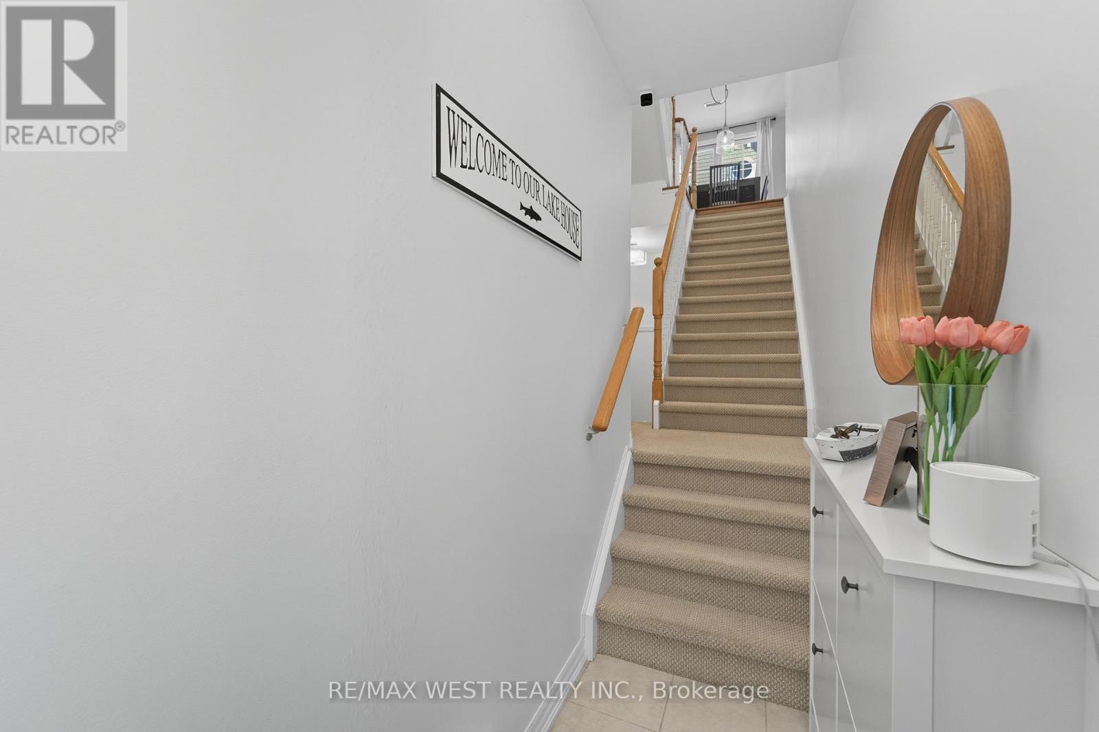 703 - 1011 Deta Road, Mississauga, Ontario  L5E 0A2 - Photo 5 - W12939804