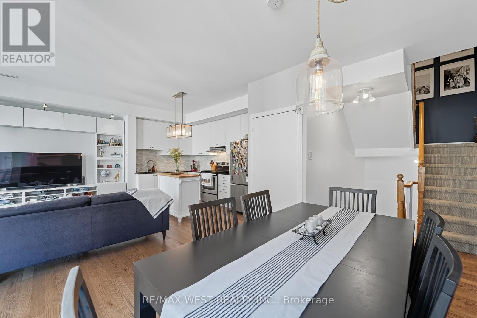 703 - 1011 Deta Road, Mississauga, Ontario  L5E 0A2 - Photo 8 - W12939804