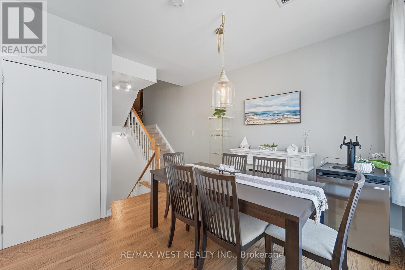 703 - 1011 Deta Road, Mississauga, Ontario  L5E 0A2 - Photo 9 - W12939804