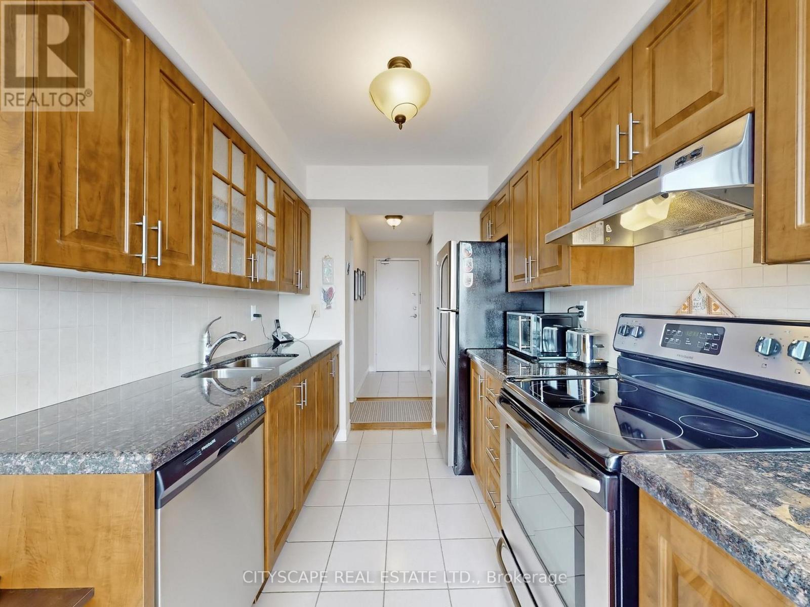 700 Constellation Drive, Mississauga, Ontario  L5R 3G8 - Photo 13 - W12939822