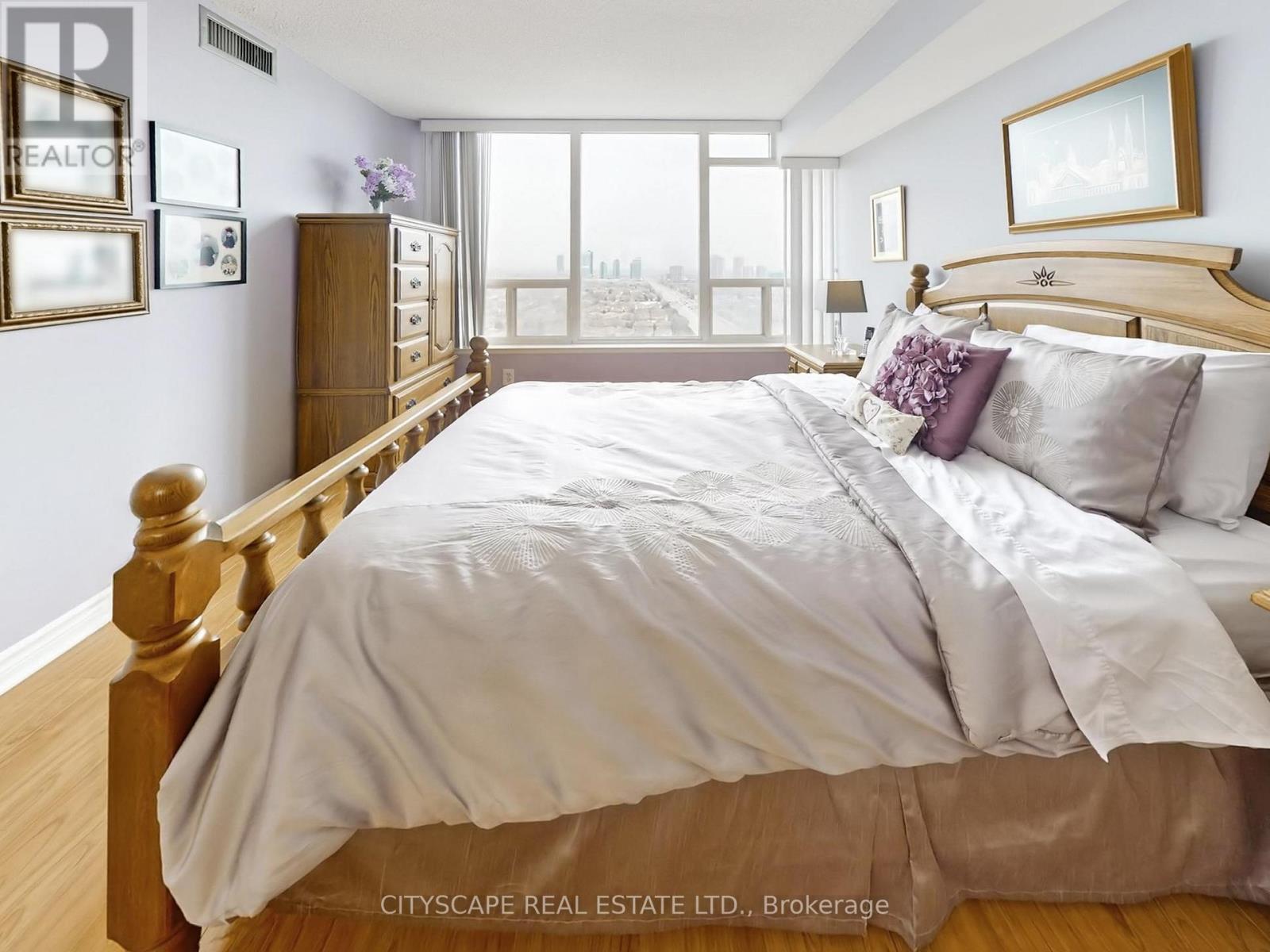 700 Constellation Drive, Mississauga, Ontario  L5R 3G8 - Photo 19 - W12939822