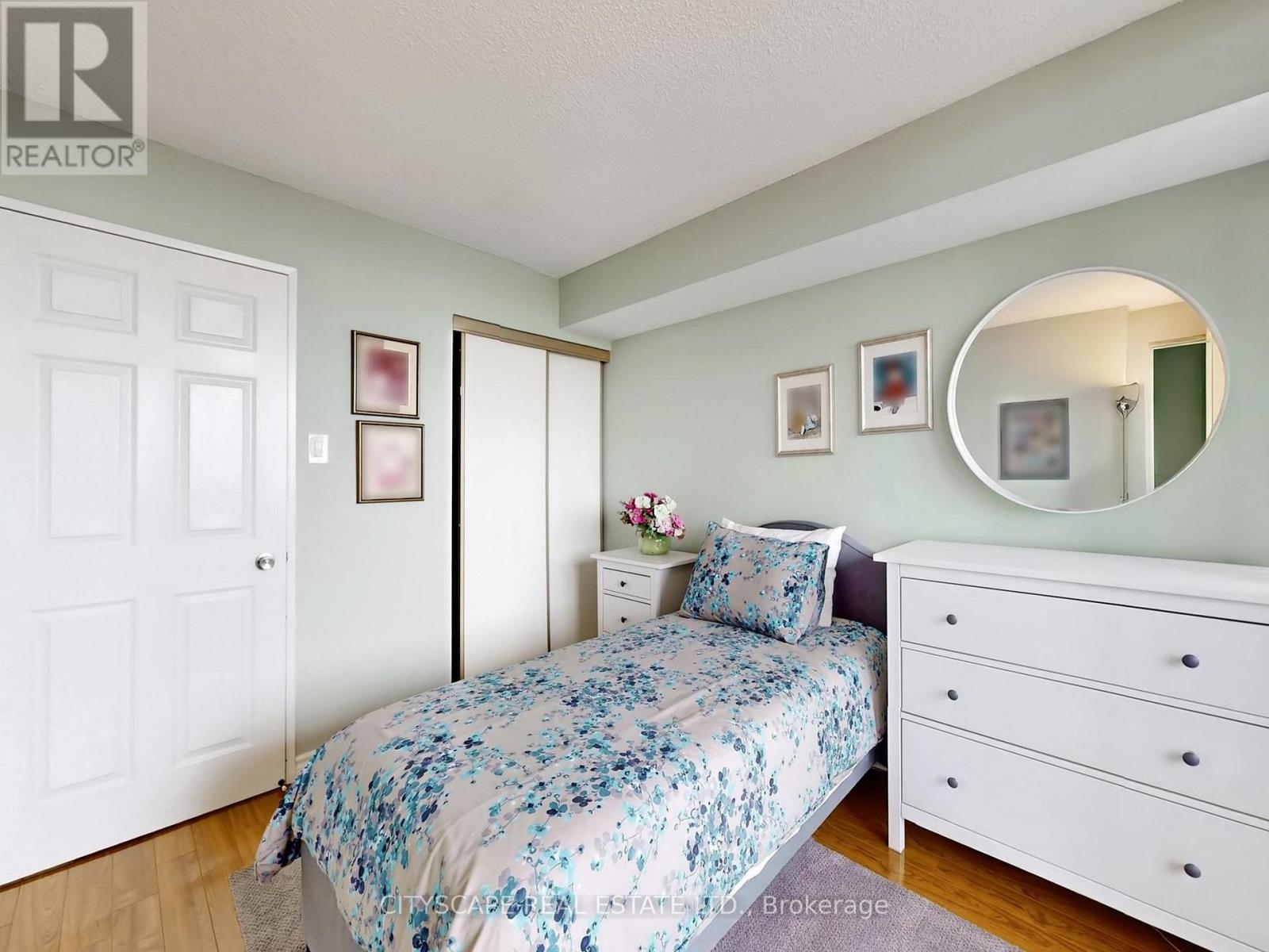 700 Constellation Drive, Mississauga, Ontario  L5R 3G8 - Photo 24 - W12939822