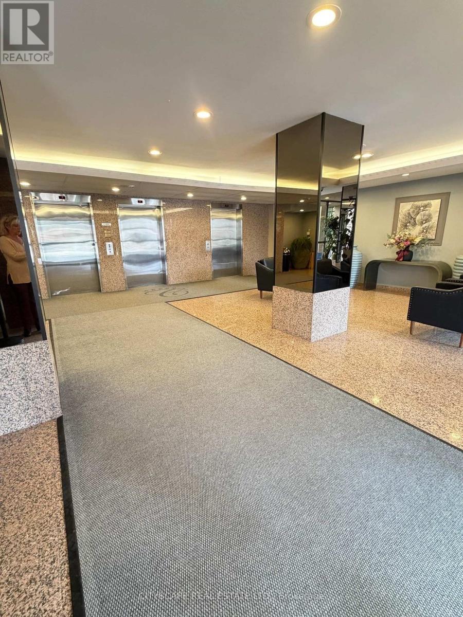 700 Constellation Drive, Mississauga, Ontario  L5R 3G8 - Photo 39 - W12939822