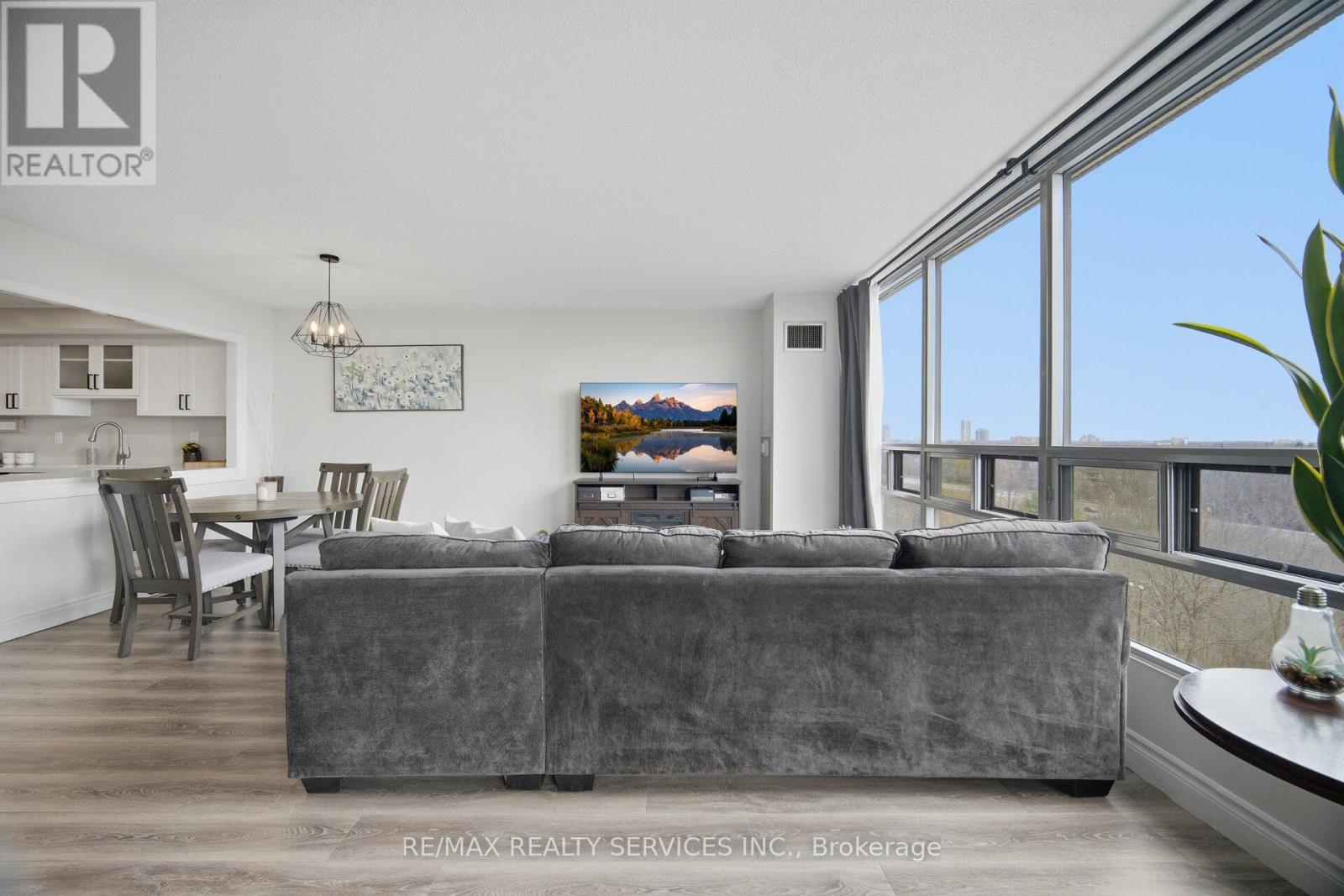 711 - 330 Mill Street S, Brampton, Ontario  L6Y 3V3 - Photo 19 - W12939832