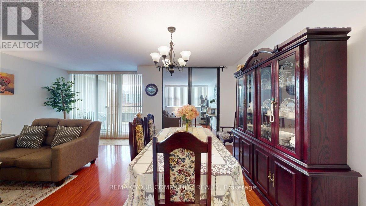 512 - 75 Emmett Avenue, Toronto, Ontario  M6M 5A7 - Photo 10 - W12939842