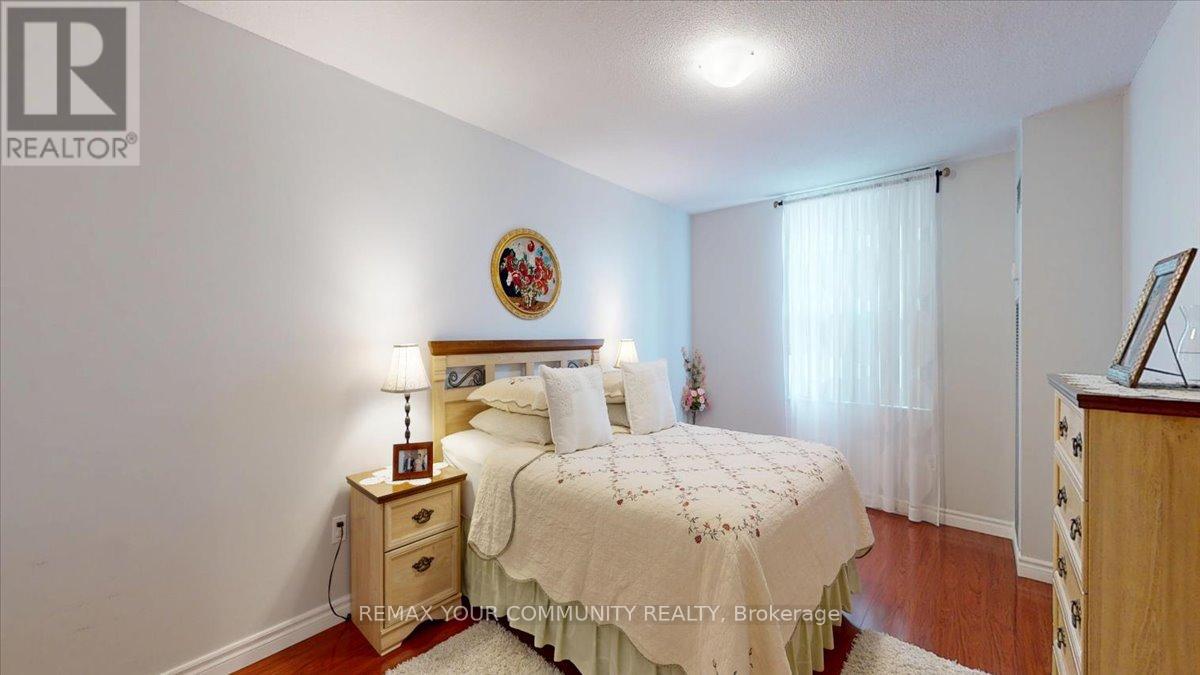 512 - 75 Emmett Avenue, Toronto, Ontario  M6M 5A7 - Photo 25 - W12939842