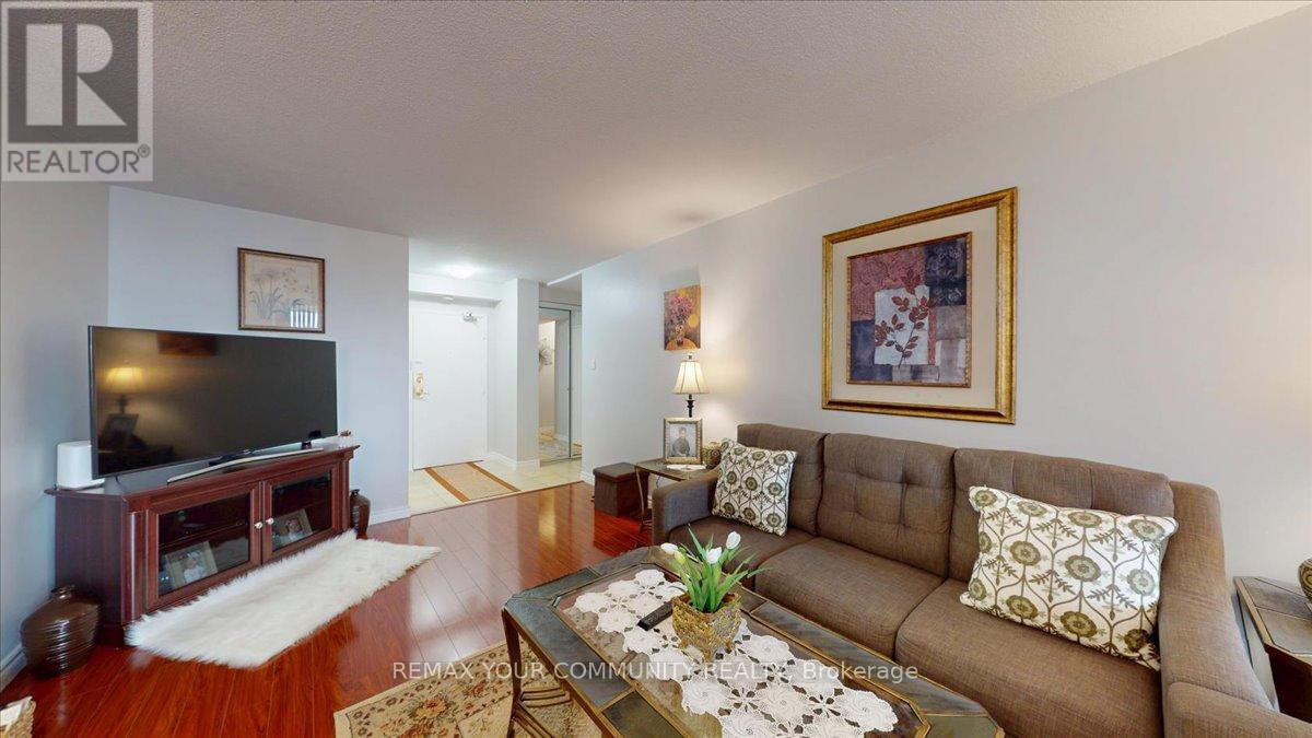 512 - 75 Emmett Avenue, Toronto, Ontario  M6M 5A7 - Photo 4 - W12939842