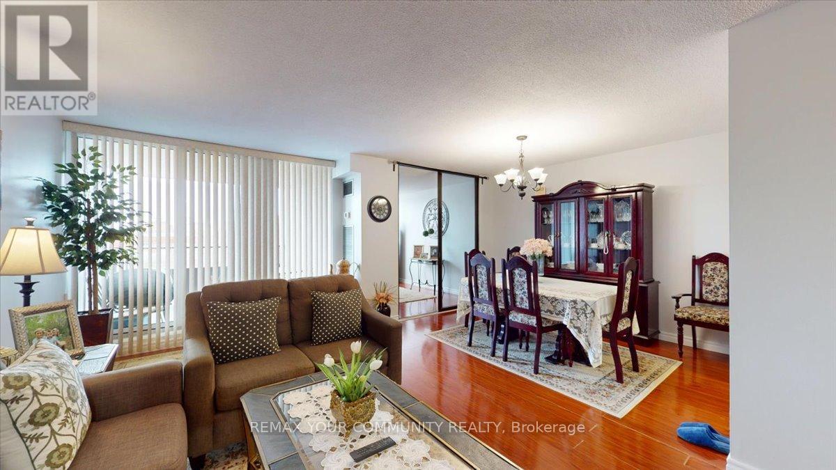 512 - 75 Emmett Avenue, Toronto, Ontario  M6M 5A7 - Photo 6 - W12939842