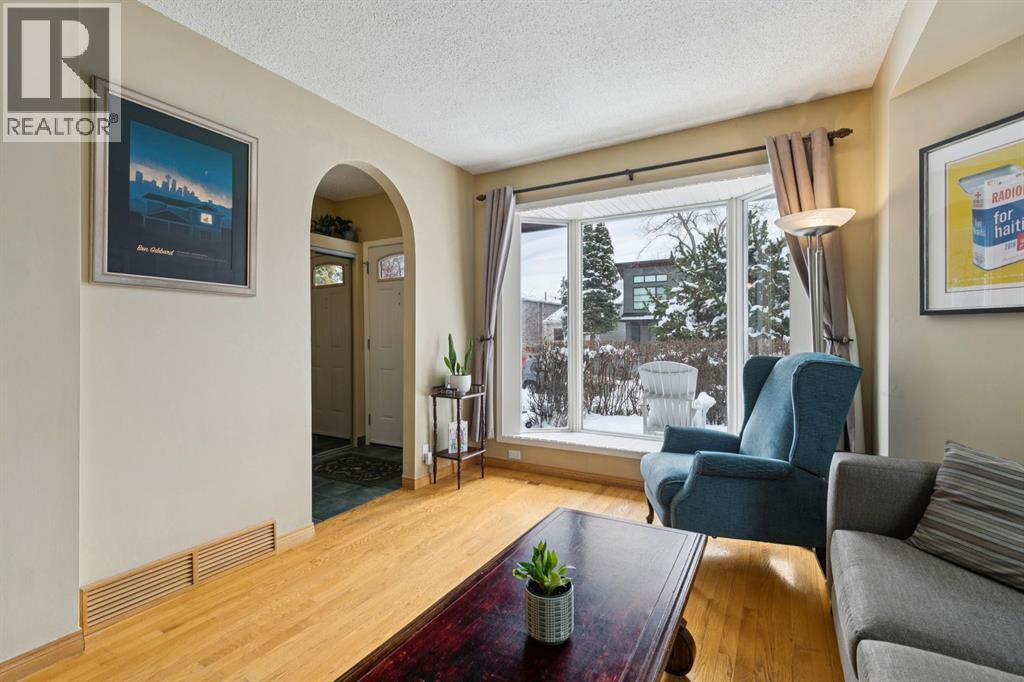 618 21 Avenue NW, Calgary, Alberta  T2M 1J9 - Photo 15 - A2297268