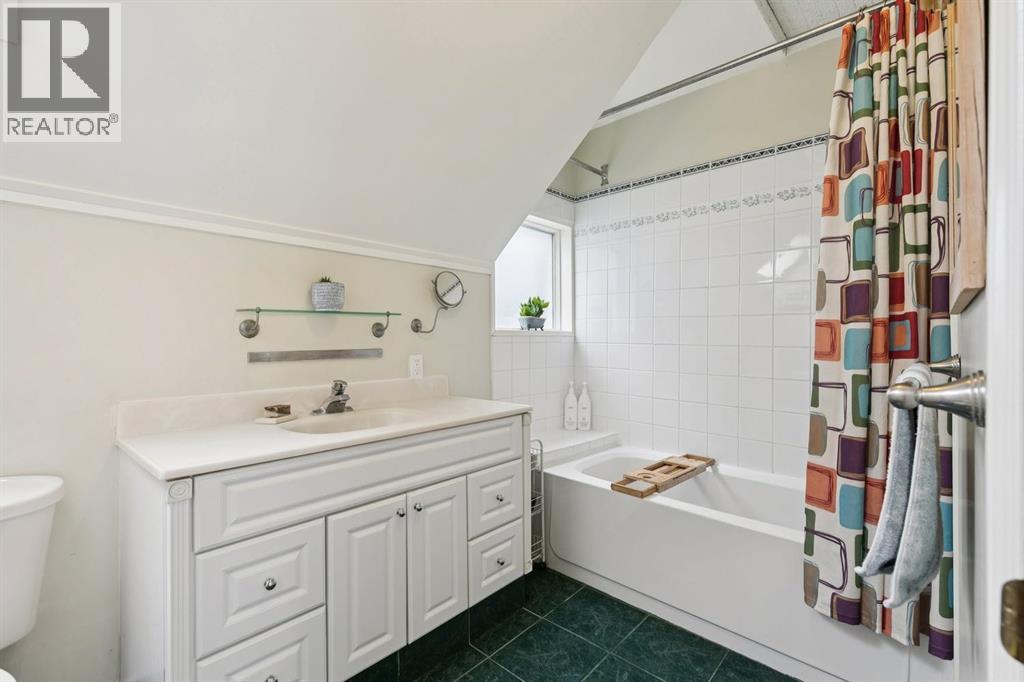 618 21 Avenue NW, Calgary, Alberta  T2M 1J9 - Photo 32 - A2297268