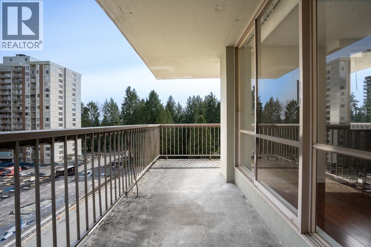 706 2012 Fullerton Avenue, North Vancouver, British Columbia  V7P 3E3 - Photo 7 - R3105262