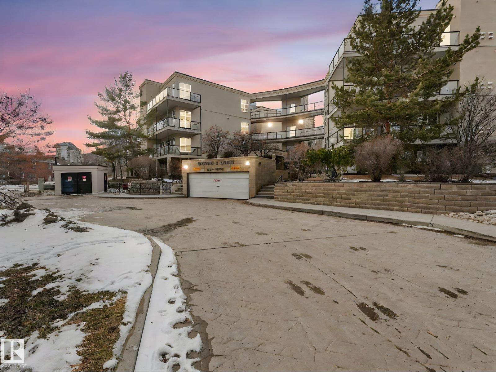 #201 9804 101 St Nw, Edmonton, Alberta  T5K 2R6 - Photo 2 - E4479852